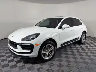 2026 Porsche Macan T's photo
