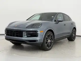 2026 Porsche Cayenne Base photo 1