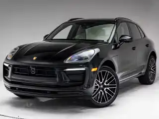 2026 Porsche Macan T's photo