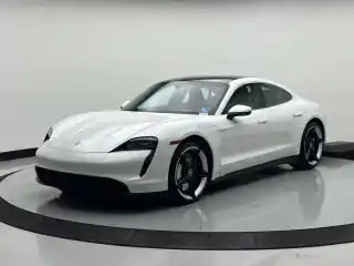 2021 Porsche Taycan 4S's photo