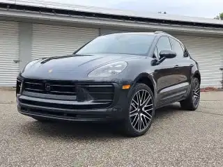 2026 Porsche Macan T's photo
