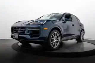 2026 Porsche Cayenne Base's photo