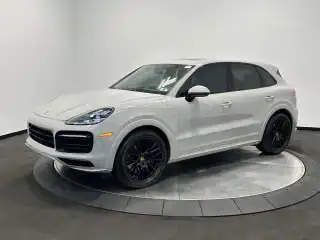 2023 Porsche Cayenne GTS's photo