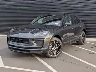 2026 Porsche Macan T's photo