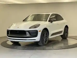 2026 Porsche Macan T's photo