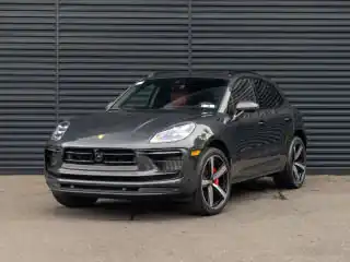 2024 Porsche Macan S's photo