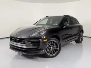 2026 Porsche Macan T's photo