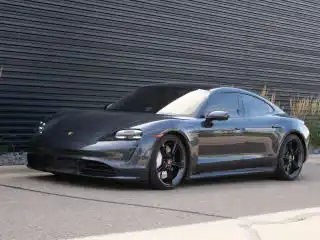 2020 Porsche Taycan Turbo's photo