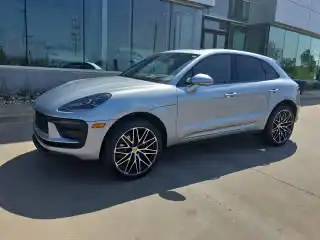 2026 Porsche Macan T's photo