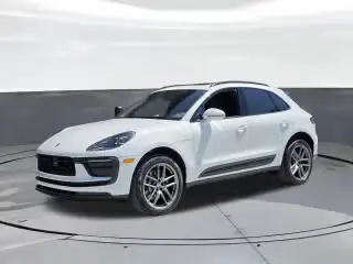 2026 Porsche Macan Base photo 1