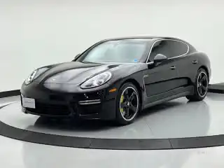 2016 Porsche Panamera Turbo's photo