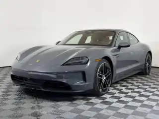 2026 Porsche Taycan 4's photo