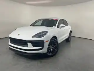 2025 Porsche Macan S's photo