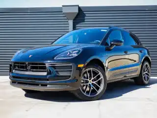 2026 Porsche Macan T's photo