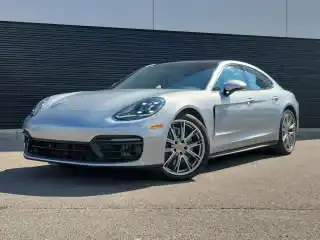 2021 Porsche Panamera 4's photo