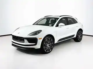 2026 Porsche Macan T's photo