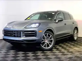 2026 Porsche Cayenne Base's photo
