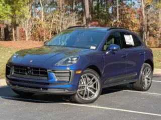 2026 Porsche Macan T photo 5