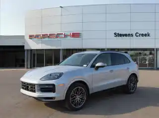 2026 Porsche Cayenne Base's photo