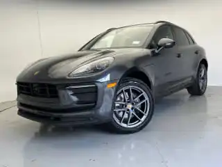 2026 Porsche Macan T's photo