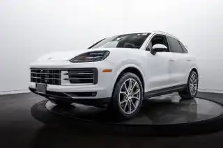 2026 Porsche Cayenne Base's photo