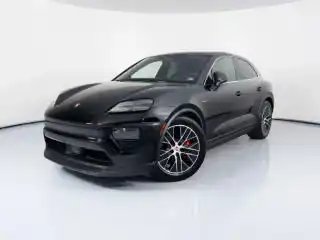2025 Porsche Macan Macan 4S Electric's photo