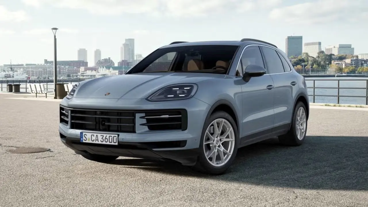 2026 Porsche Cayenne Base photo 4
