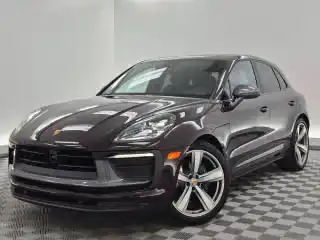 2026 Porsche Macan T's photo