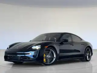2021 Porsche Taycan Turbo's photo