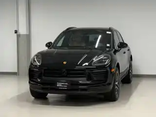 2026 Porsche Macan Base's photo