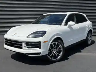 2024 Porsche Cayenne Base's photo