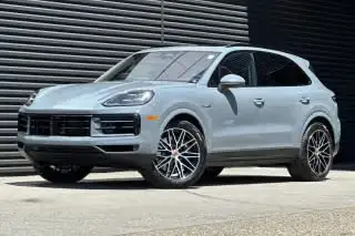 2026 Porsche Cayenne E-Hybrid photo 1