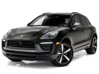 2026 Porsche Macan T's photo