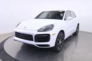 2023 Porsche Cayenne Platinum Edition's photo