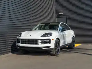 2026 Porsche Cayenne Base's photo