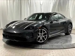 2026 Porsche Taycan 4's photo