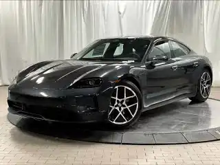 2026 Porsche Taycan 4's photo