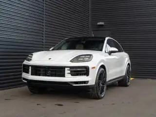 2026 Porsche Cayenne Base's photo