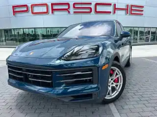 2026 Porsche Cayenne S E-Hybrid's photo