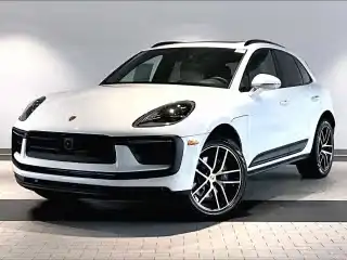 2026 Porsche Macan T's photo