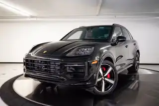 2026 Porsche Cayenne GTS's photo