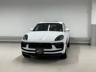 2023 Porsche Macan Base's photo