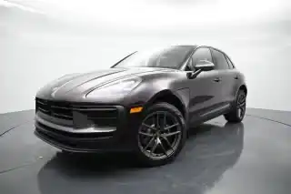 2026 Porsche Macan T's photo