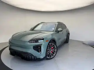 2026 Porsche Cayenne Cayenne Turbo Electric's photo