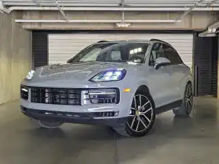 2026 Porsche Cayenne E-Hybrid's photo