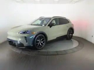 2026 Porsche Cayenne Cayenne Electric's photo