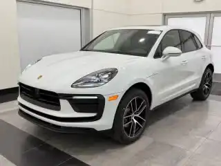 2026 Porsche Macan Base's photo