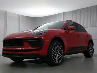 2026 Porsche Macan T's photo