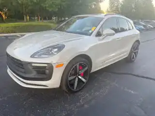 2022 Porsche Macan GTS's photo