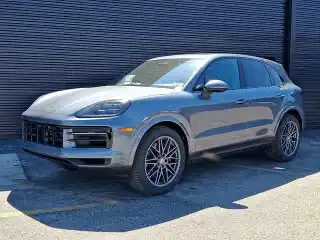 2026 Porsche Cayenne Base's photo
